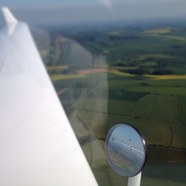 10387995_744713408883292_101176446_n