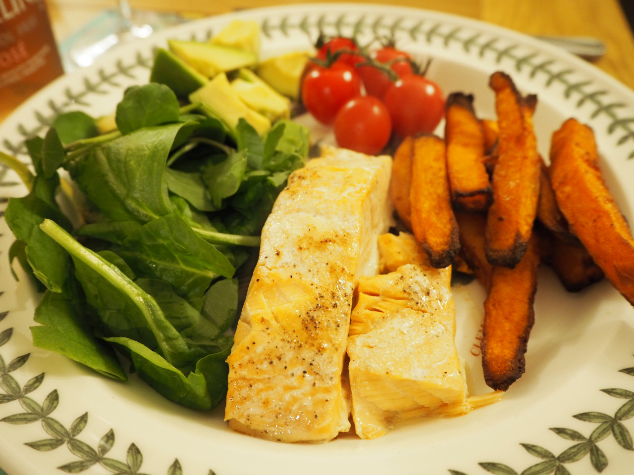 Recipe: healthy oven-baked salmon and veg | Cosy Life